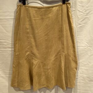Ann Taylor Loft Women’s Faux Suede Skirt Sz 10
